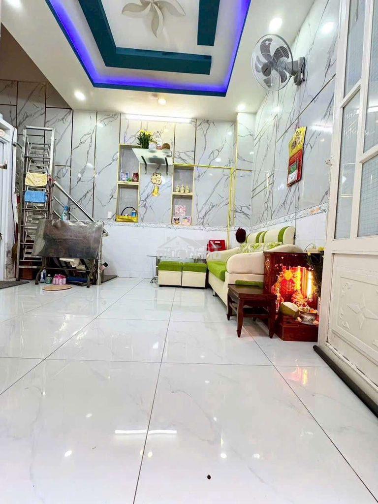 Bán nhà gần lộ lớn - 2