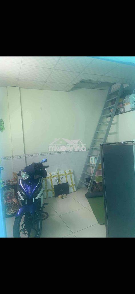 Nhà cho thuê gác đúc   có lối đi riêng p6 q8 - 3