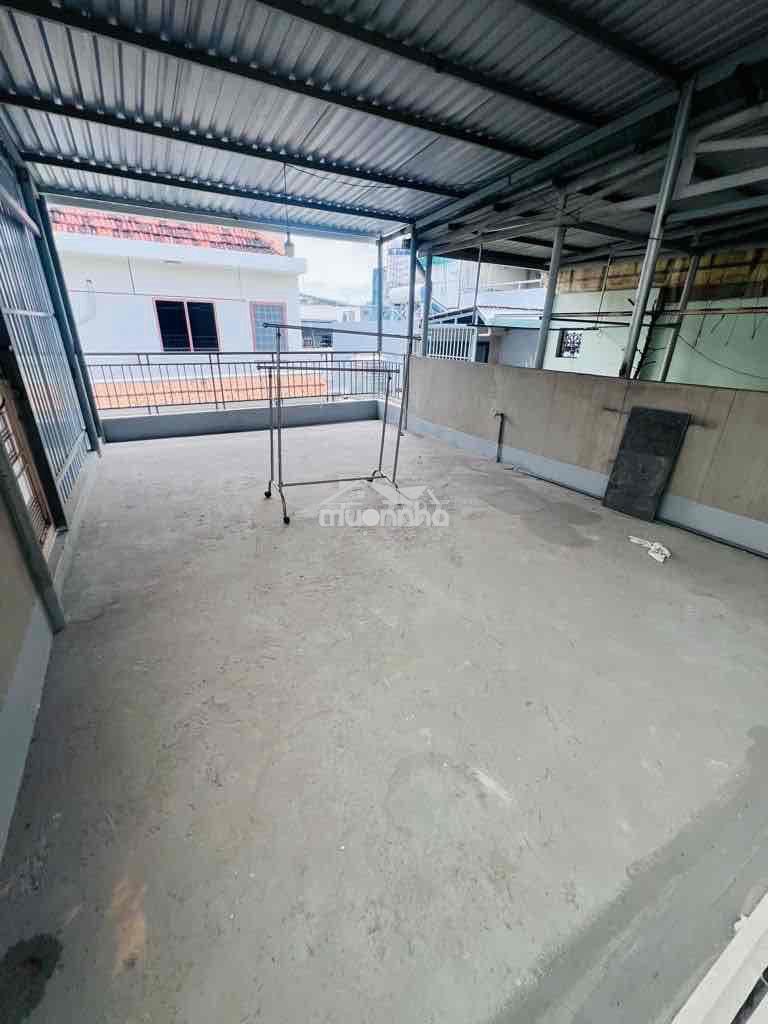 Khu vip đào duy anh - 1 căn ra oto - dt (7.8 x 9m) - 5pn - 4