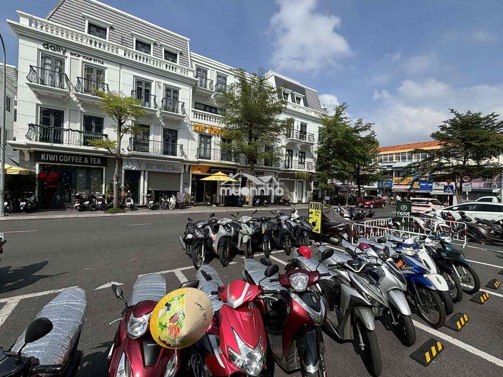 Cho thuê shophouse vincom mỹ tho mặt tiền bãi xe đông đúc - 2