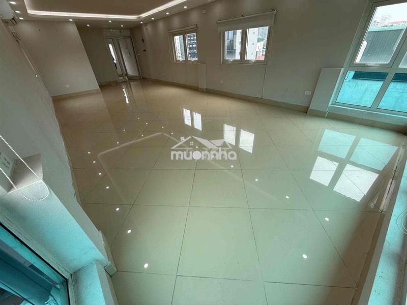 Cho thuê văn phòng 55-60m2 ô tô đỡ tận cửa lh ***