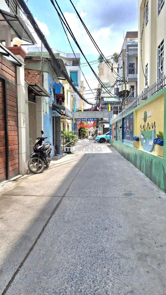 Bán nhà 79/10 nguyễn văn trỗi, phú nhuận, nhà ngang lớn, 4 tầng btct