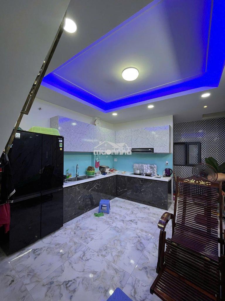 Hxh nhà 3 tầng đẹp xinh (4x12m) vuông vức nơ trang long p13 nhỉnh 8 tỷ