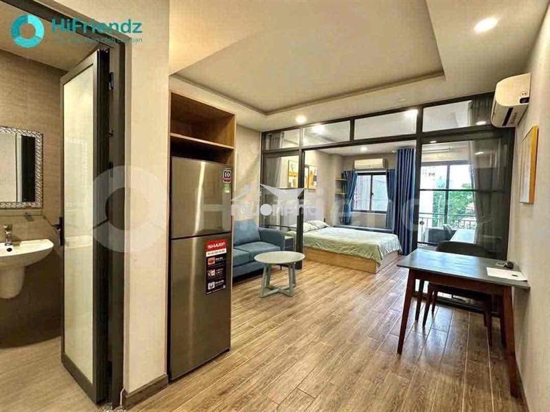 Cho thuê căn hộ tách bếp mới 100% ngay lý chính thắng quận 3 giá rẻ t6