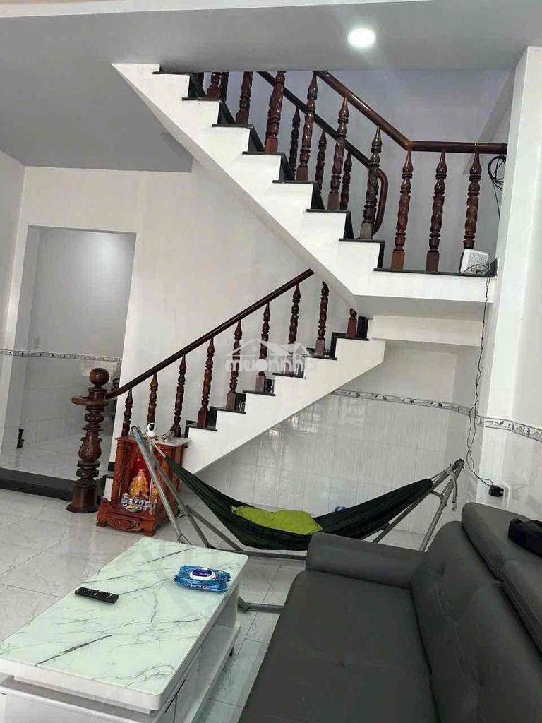 Nhà hẻm xe hơi gần ngã 4 ga 2 pn giá 7 triệu - 2