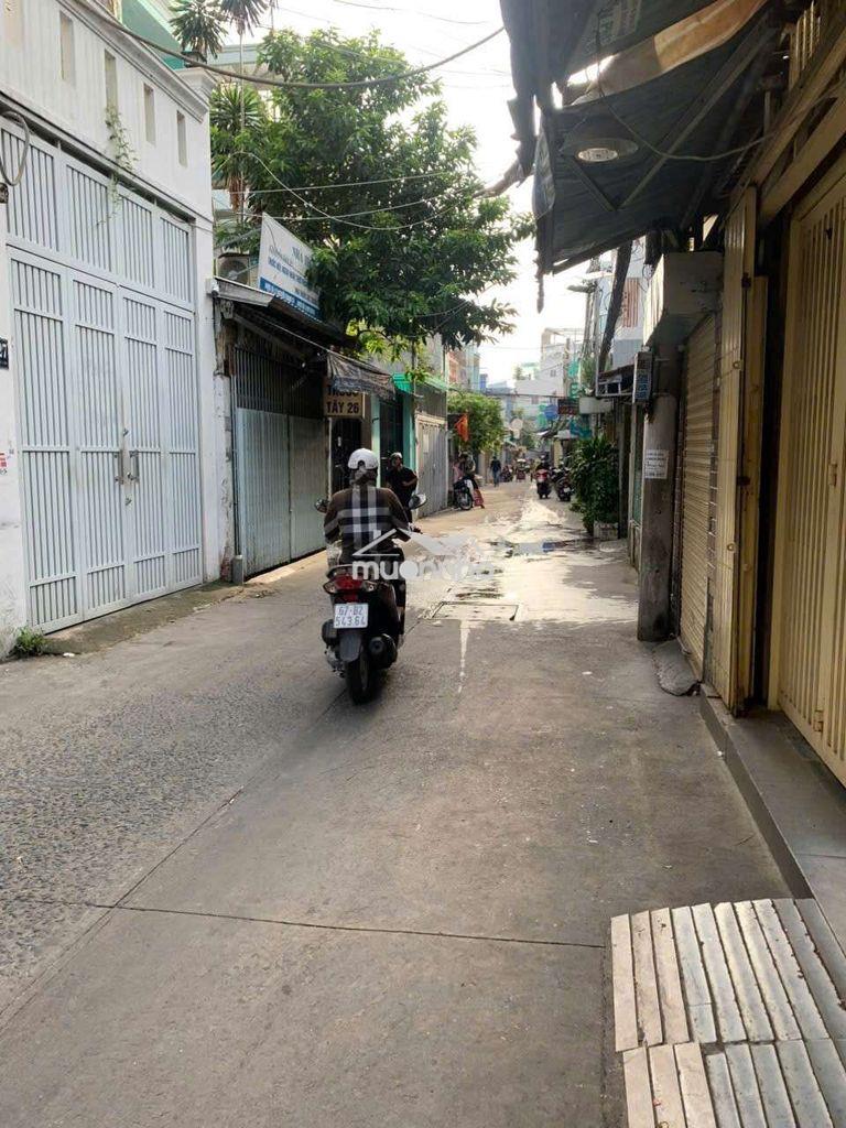 Cho thuê nhà đường dương bá trạc hẻm xe hơi  - 3