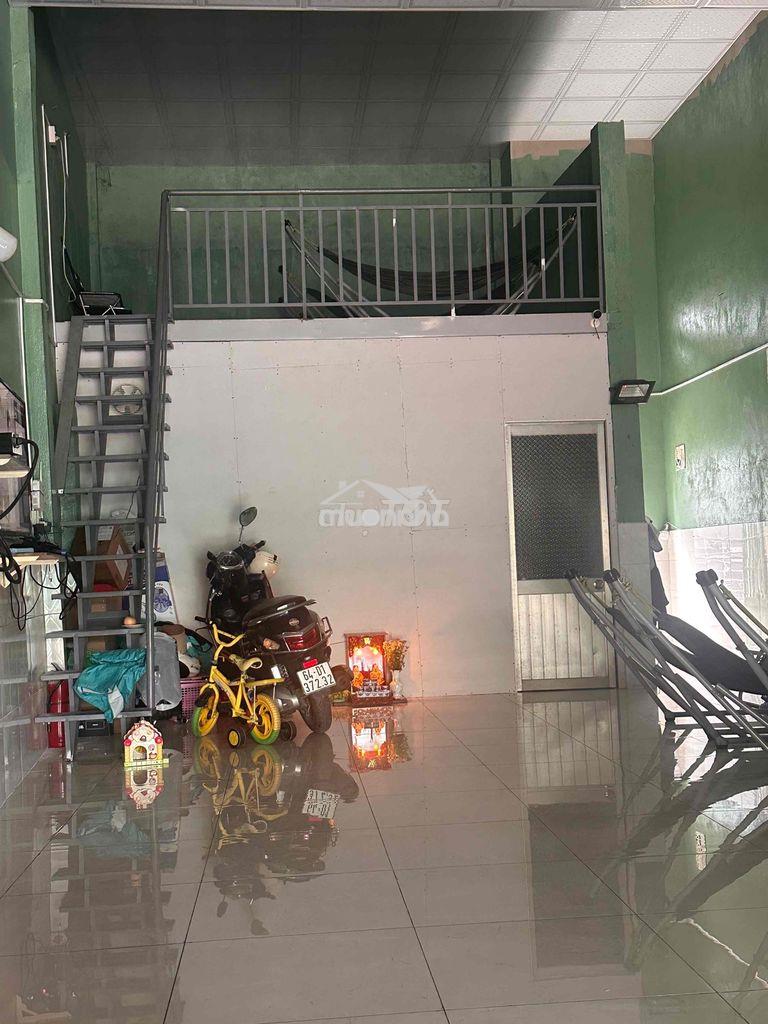 Cần cho nữ thuê gác ( bao điện nước)