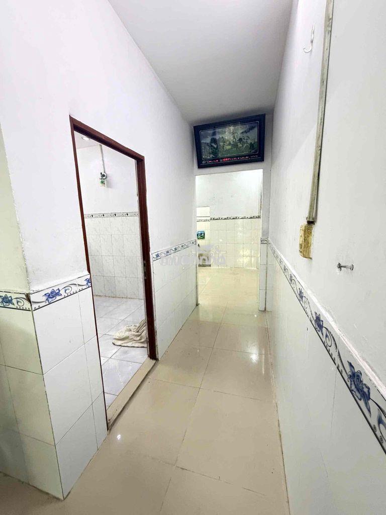 Cho thuê nhà mới sạch sẽ gần ngã 5 vl lầu suốt 3p ban công rộng giá rẻ - 2