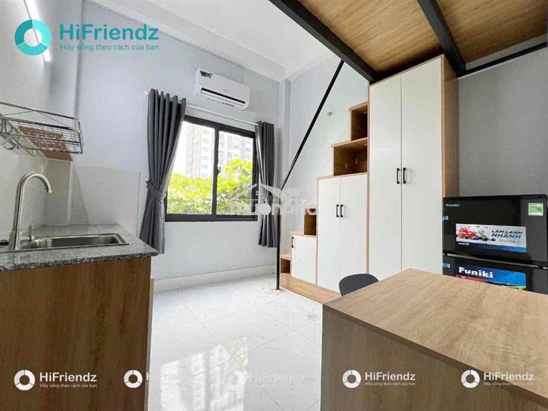 Phòng mới xây giá tốt ngay cầu hoàng hoa thám_full nội thất_ban công