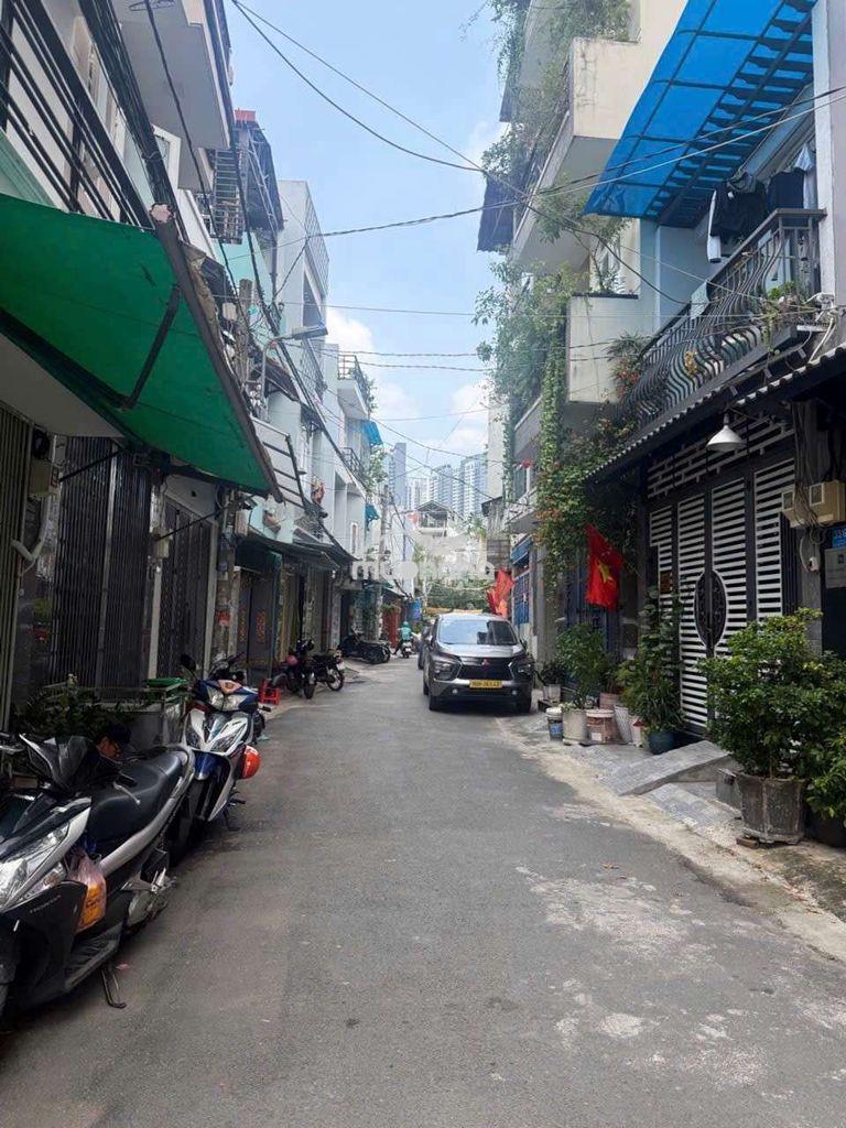 Nhà 2 tầng mt đường nhựa 6m lý phục man bình thuận q7 – giá 7.95tỷ