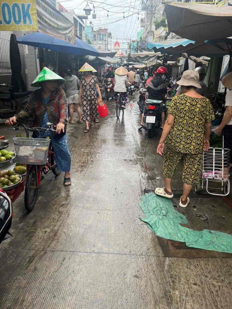 1/ đoàn văn bơ, p14,q4 cách quận 1 chỉ 2km. 3.5x16m trệt lầu. 6.2 tỷ - 2