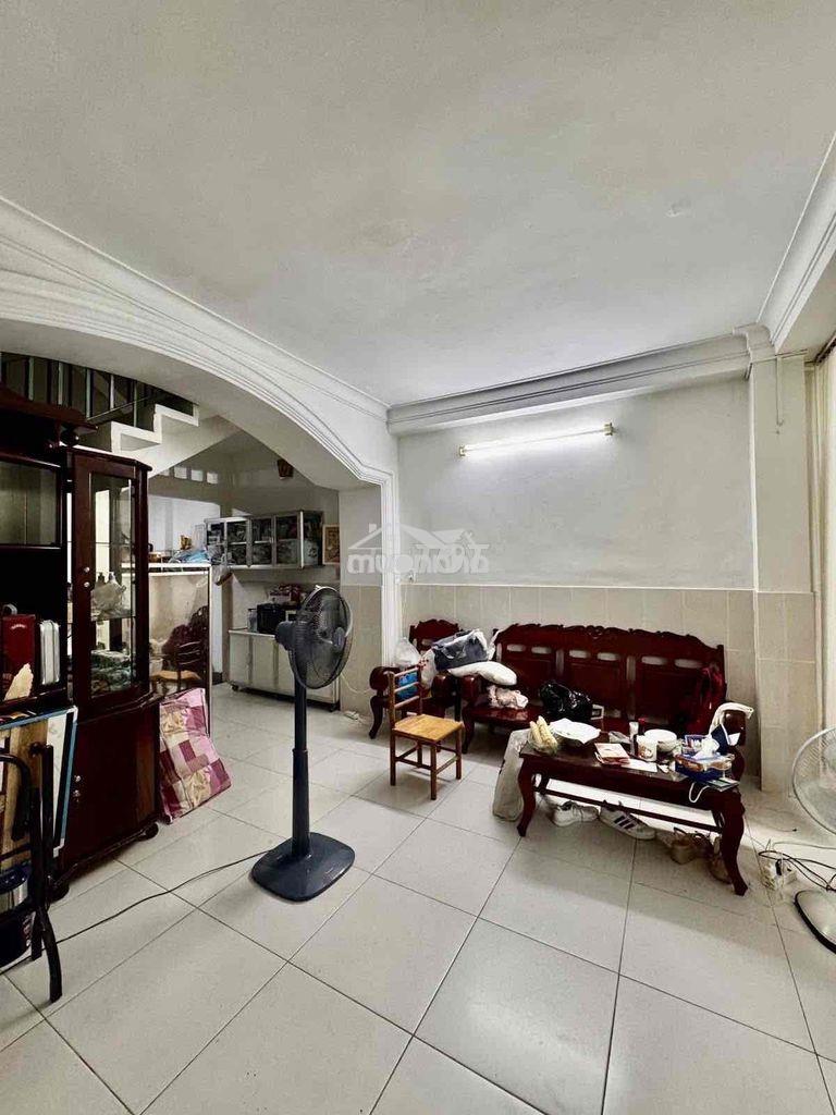 Hẻm 4m sát mặt tiền lê văn sỹ q3. (4m x 9m). 2 tầng. giá 7 tỷ tl - 4