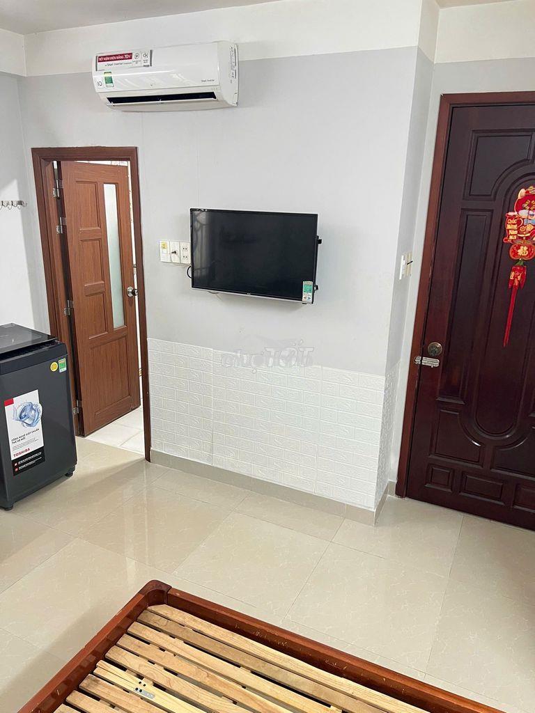 Phòng 1 người q10 full nội thất giờ giấc tự do máy giặt riêng - 4