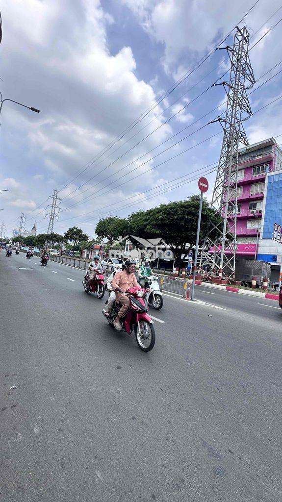 Chính chủ cho thue nguyên toà nhà mt số 10 kinh dương vương 600m2 - 2