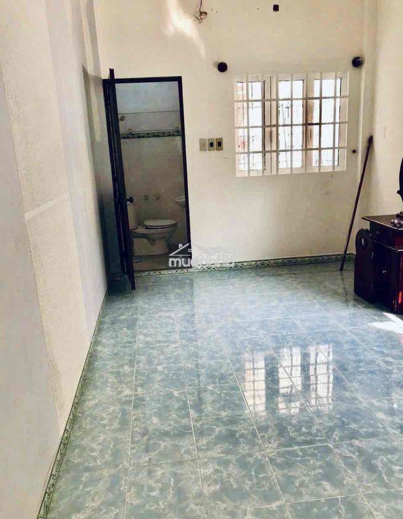 Nhà đẹp xinh, 1 trệt 1 lầu, 2p. ngủ, hẻm thoáng ở 2-3ng đi làm ok - 3
