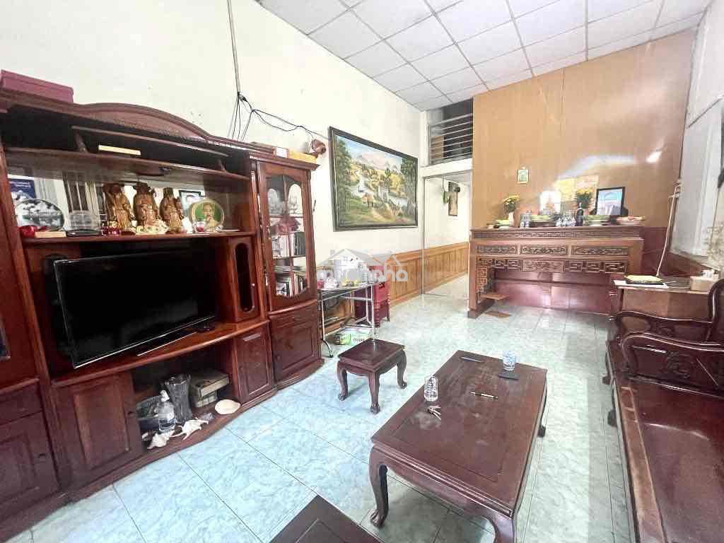 💖 Nhà bán bà hom sát chợ phú lâm- 75m2- hẻm xe tải- 6 tỷ tl. - 3