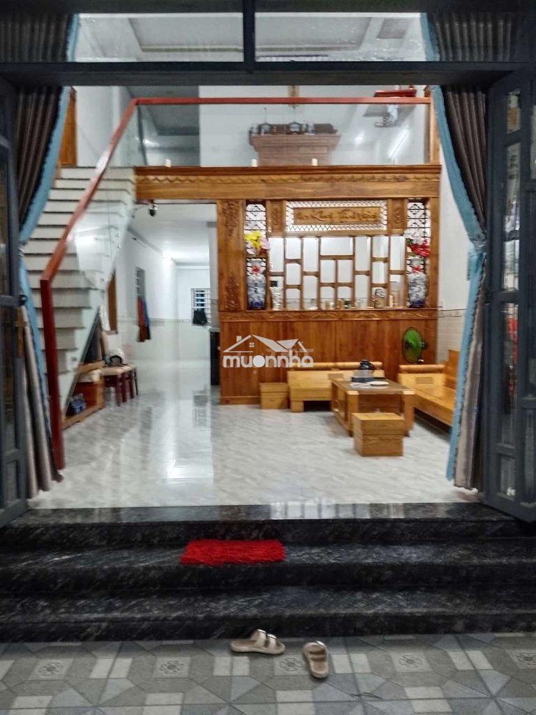 Cần bán gấp căn nhà 1 trệt 1 lầu 4pn, 2wc