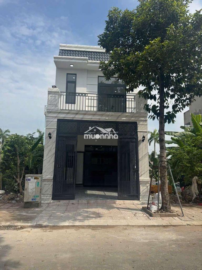 Bán nhà mặt tiền vị trí đẹp ngay trung tâm bến cát bình dương