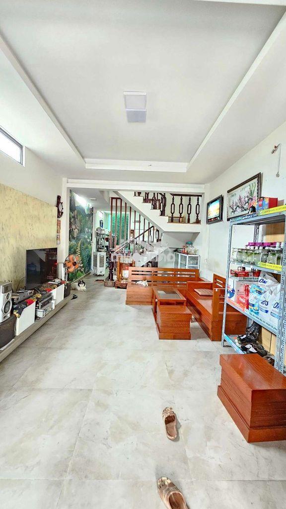 Bán nhà mặt tiền _  ngay  tân hương _ tân phú_ gần80m2 _ nhỉnh 8tỷ tl