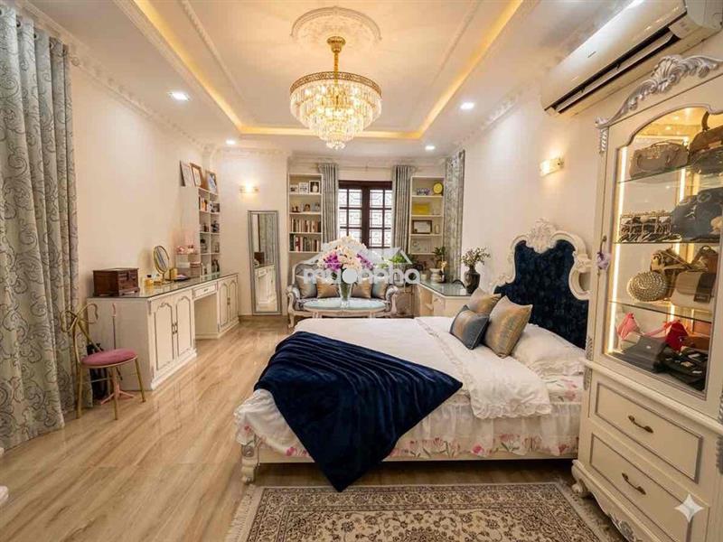 Cho thuê studio ban công chuẩn tân cổ điển full tiện nghi cực xinh q3