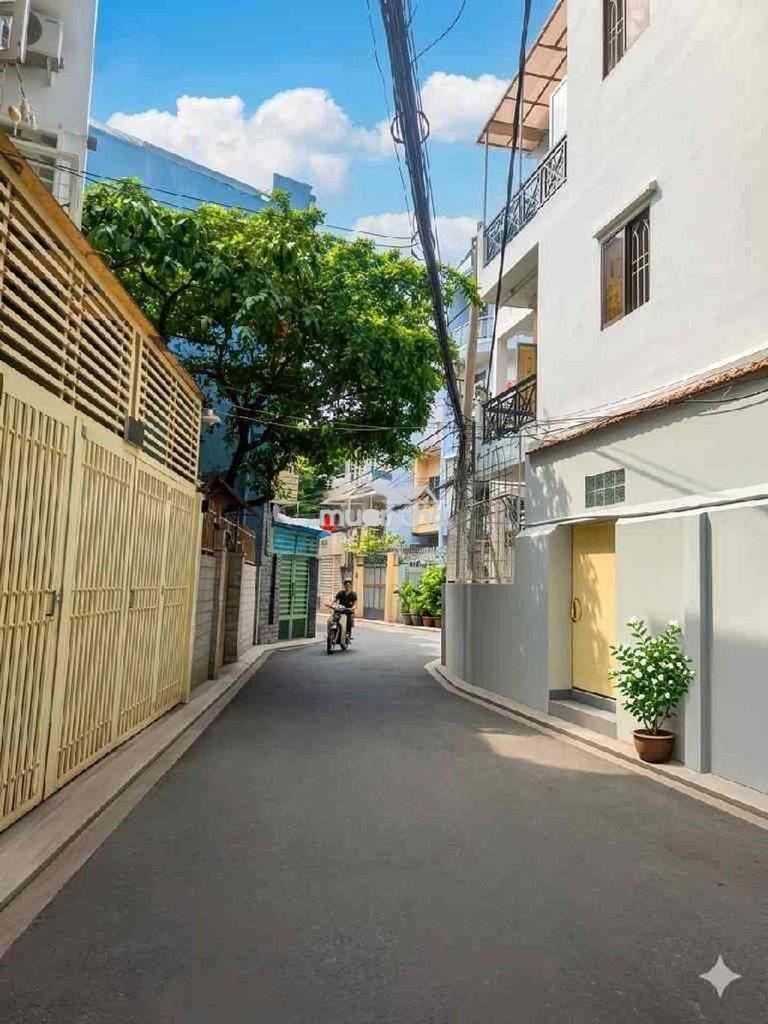 🏠 Nhà lê quang định 1/- xe hơi ngủ nhà hẻm thông - 3tầng 5pn dt ngang