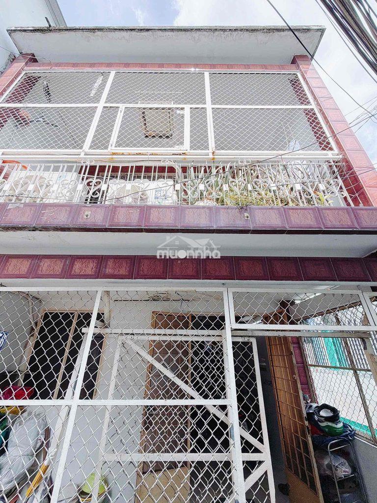 Nhà bán nguyễn thần hiến q.4