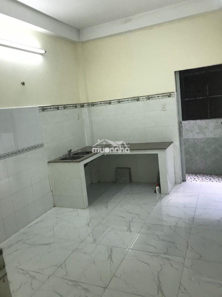 Cho thuê nhà nguyên căn hẻm 88 nvq, phường phú thuận q7 - 4