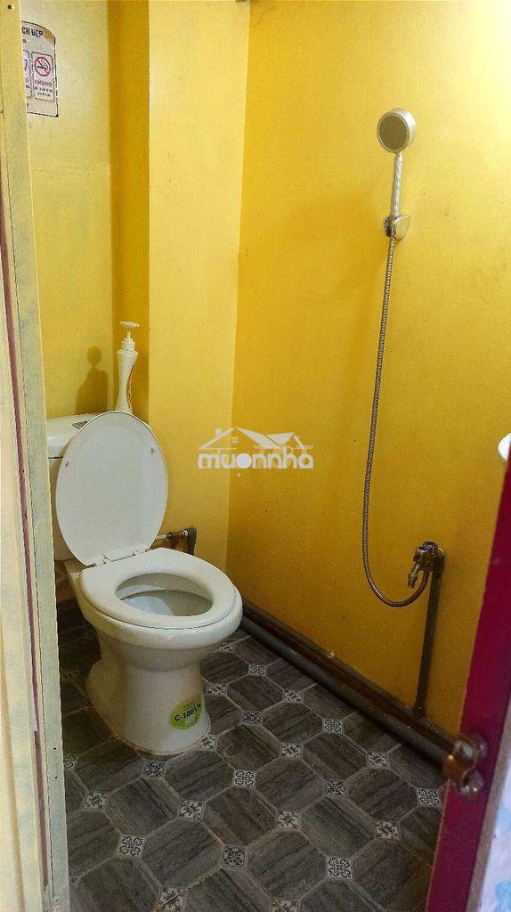 Phòng trọ sạch đẹp 2tr/th.ngay cộng hoà gán sân bay nhà gat3 - 4