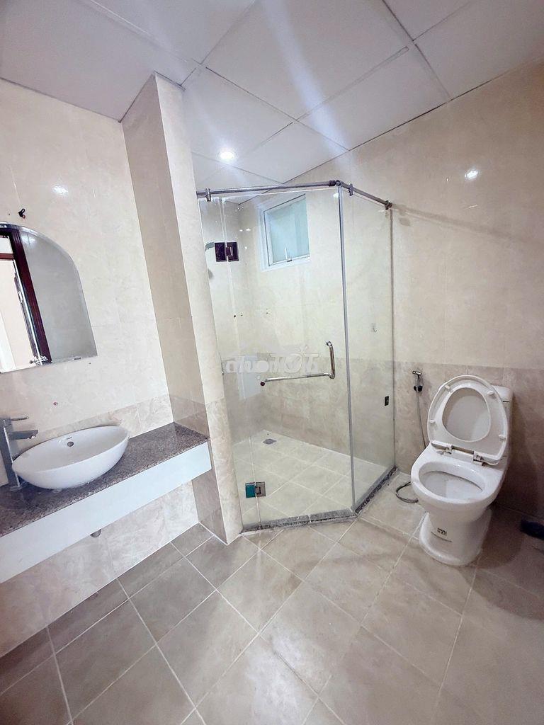 Cho thuê căn hộ giai việt tạ quang bửu, p5, q8. 15tr/, 3pn - 2