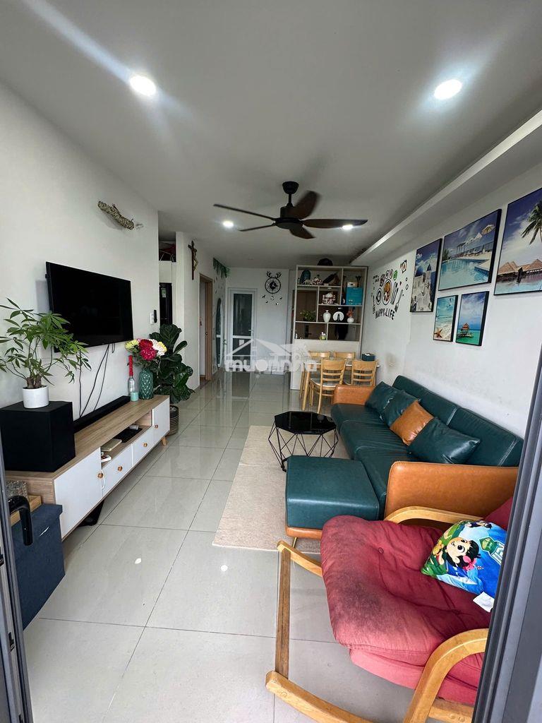 Cần bán căn hộ 2 phòng ctl dt70m2 giá 3.65 tỷ