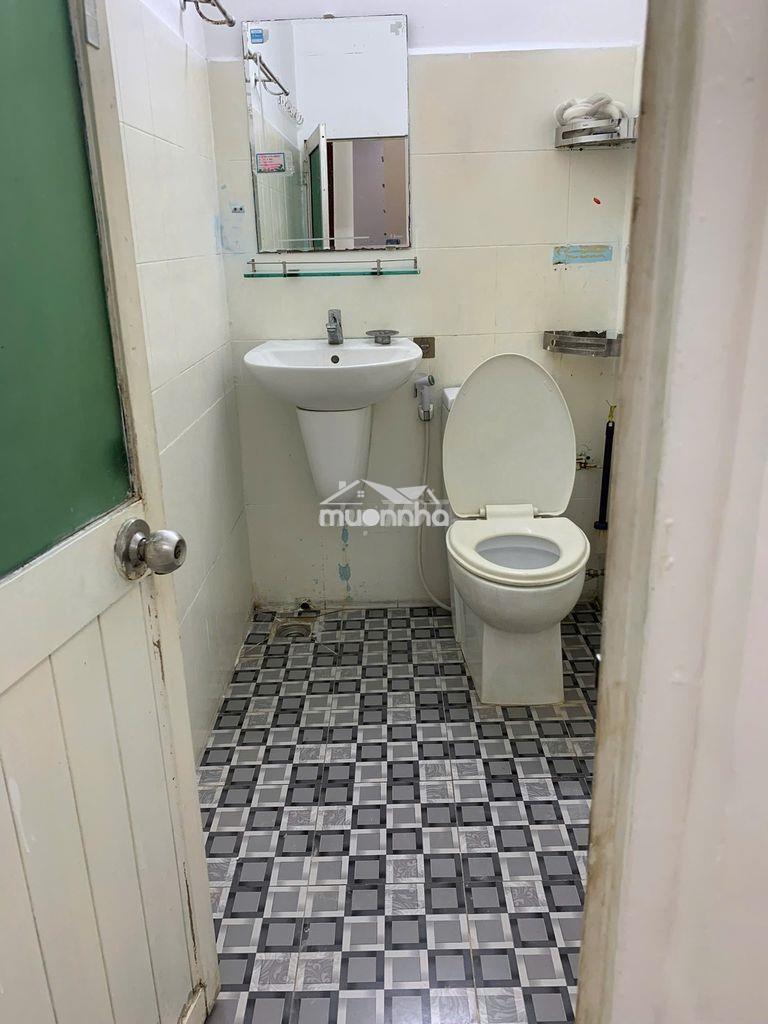 Nhà gần chợ hoàng hoa thám tân bình 3pn giá 12 triệu - 4