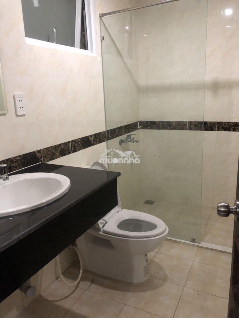 Cần cho thuê căn hộ giai việt -tạ quang bửu dt 82m, 2pn 2wc - 3