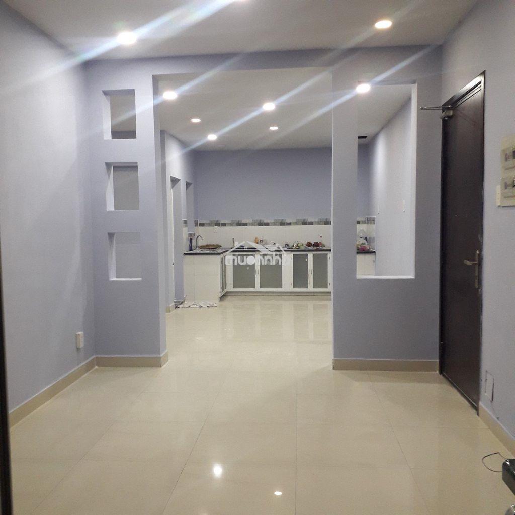 Tôi chính chủ thuê căn hộ lầu 4, 100m2, 3pn, 2wc, 1 balcon, 1 sân phơi - 4