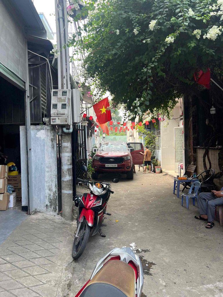 Cho thuê nhà 4 lầu 6 phòng ngủ gần kí túc xá khu b làng đại học - 2