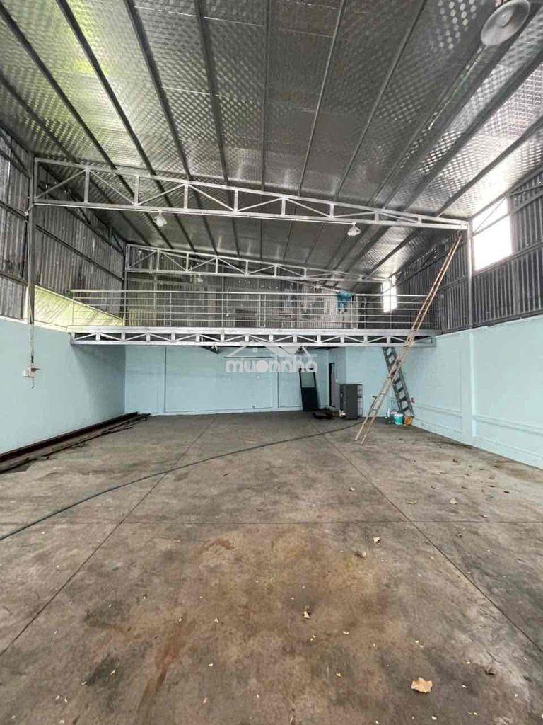 Cho thuê xưởng gần chợ hóc môn - 3