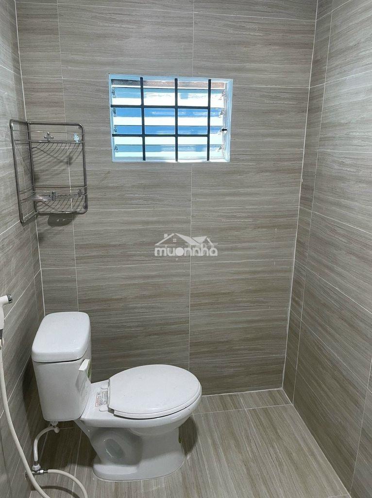Cho thuê nhà nguyên căn 160m2 mtkd ngang 8m oto linh đông thủ đức 12tr - 2