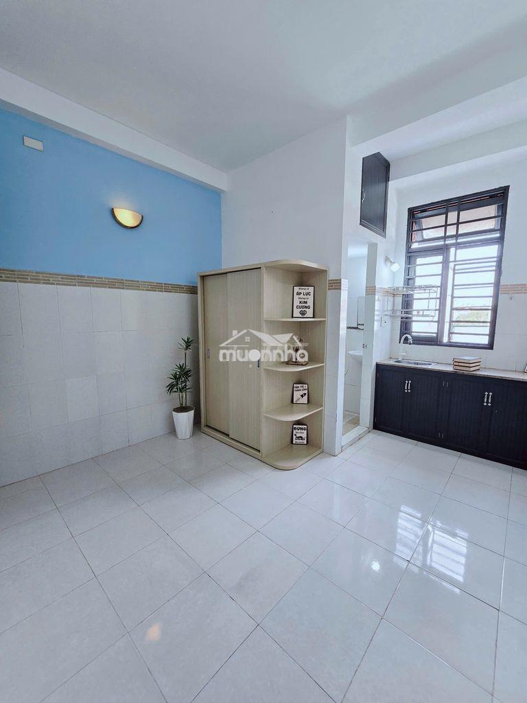 Phòng có nội thất, spkt, đại học ngân hàng, hoàng diệu 2, gần ngã 4 tđ