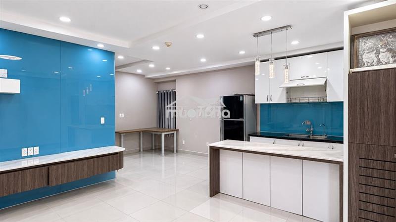 Cho thuê oriental plaza 85m2 2pn 2wc nội thất cơ bản 12.5tr