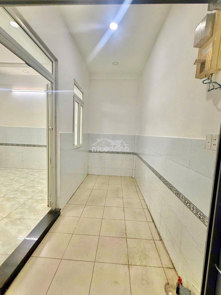 Chính chủ cho thuê nhà nguyên căn tân bình 100m2 sử dụng 11,9 tr/thg - 2