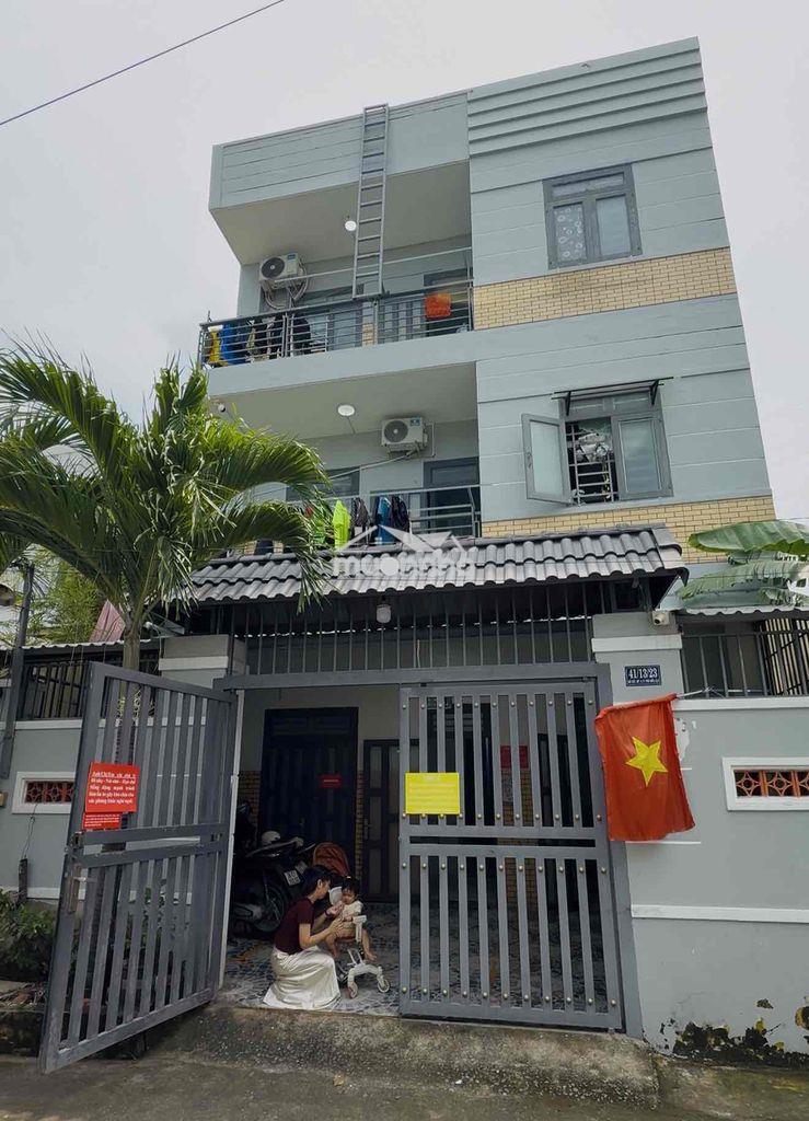 Phòng ban công !! có máy giặt !!