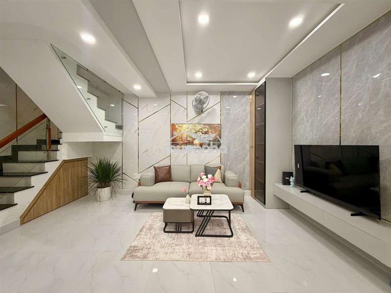 Hơn 8 đồng,nhà sát mặt tiền đoàn thị điểm,phú nhuận,50m2 4pn,nội thất