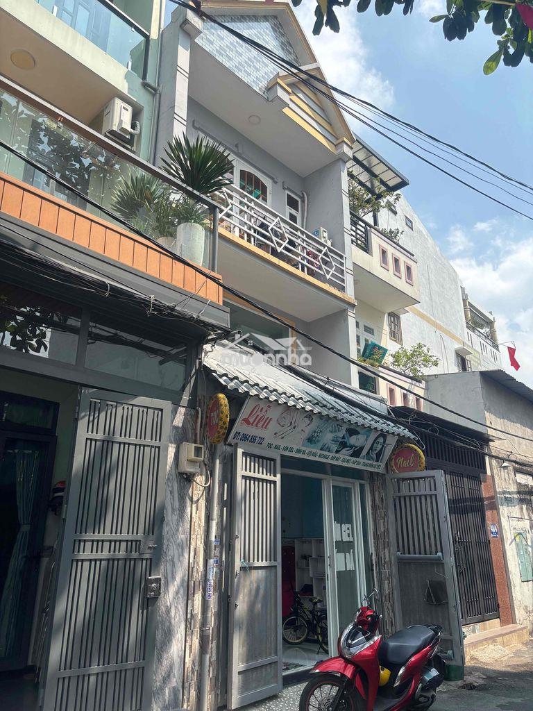 Siêu phẩm 3 tầng đường 6m xe hơi sát mặt tiền nguyễn ảnh thủ giá tốt