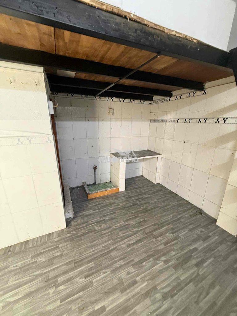 Nhà cho thuê 337 lê văn lương q7 gần siêu thị lotte mat