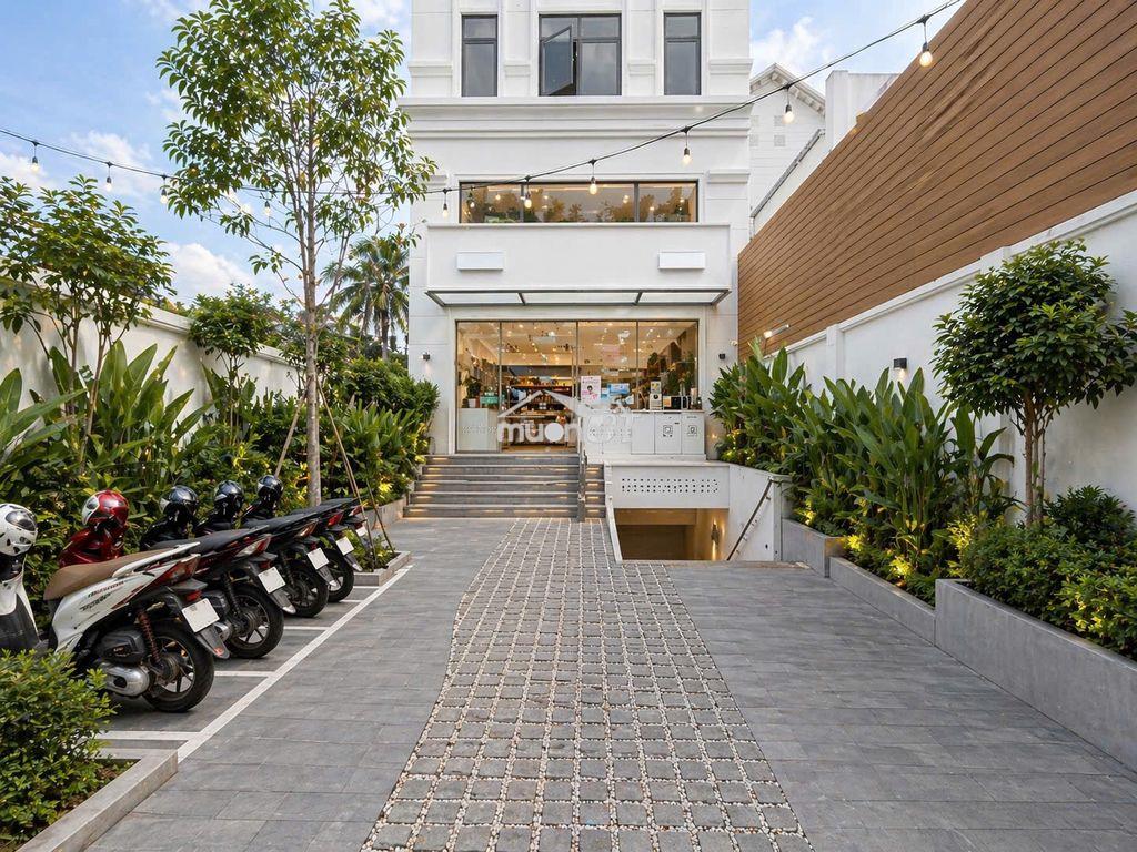 Cho thuê toà office 2.200m2 sử dụng nguyễn thị minh khai quận 3 - 4