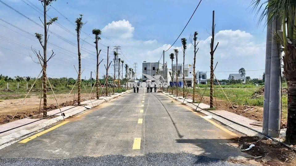 Bán đất sổ riêng giá chỉ 379tr lô ngay chợ thạnh phú - 3