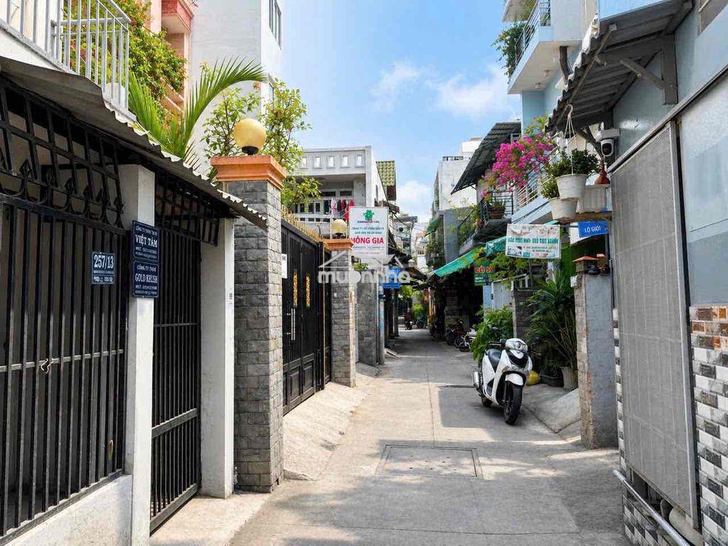 Bán nhà sổ riêng quận 7 - 3