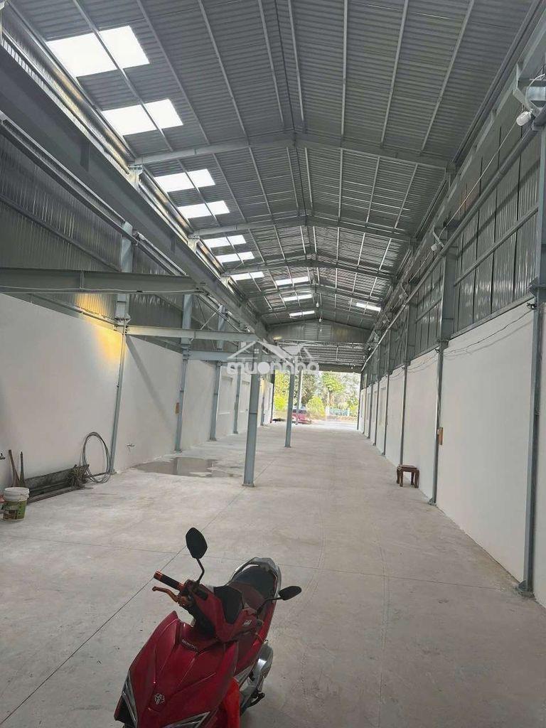 Nhà xưởng 371m ngang 80 mặt tiền kinh doanh quốc lộ1k  gần bigc go