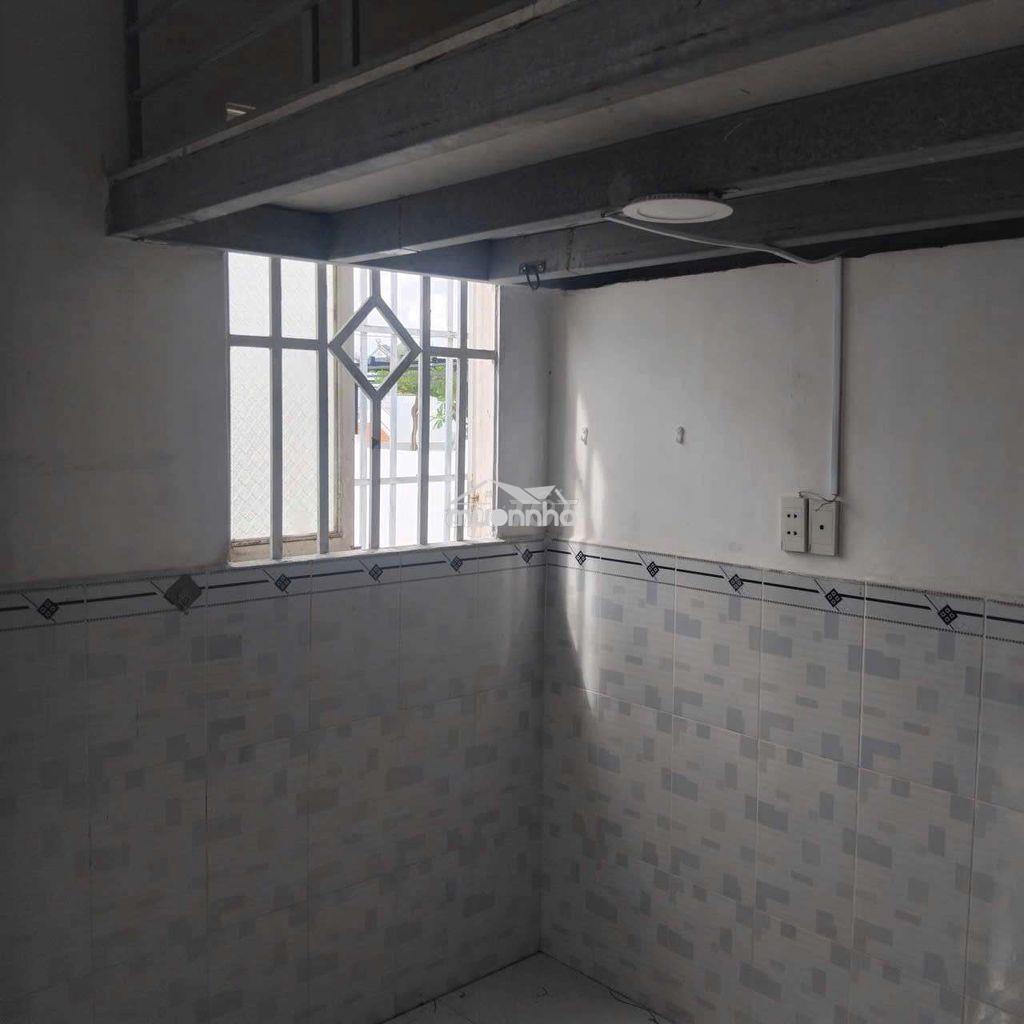 Cho thuê phòng căn góc có gác - có ban công siêu đẹp - 3