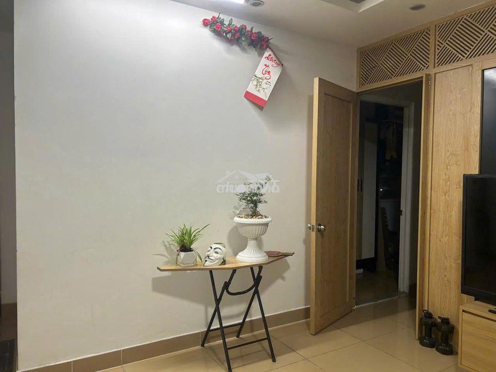Bán căn hộ c/c him lam nam khánh, tạ quang bửu, quận 8. - 2