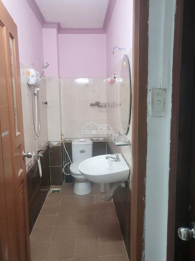 Phòng trọ quận 10 giá rẻ - 4